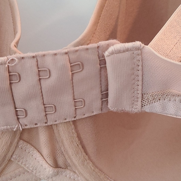 Very Flattering Felina Plus Size T-Shirt Bra - Picture 5 of 12